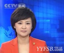 央視主播李小萌再斥謠言稱從沒有幹爹