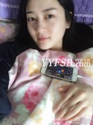 YY氣質美女主播YY烈酒微博自拍照