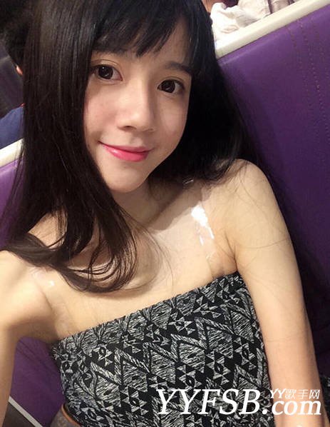 18歲姑娘被讚為最萌校花，連證件照都美得無死角